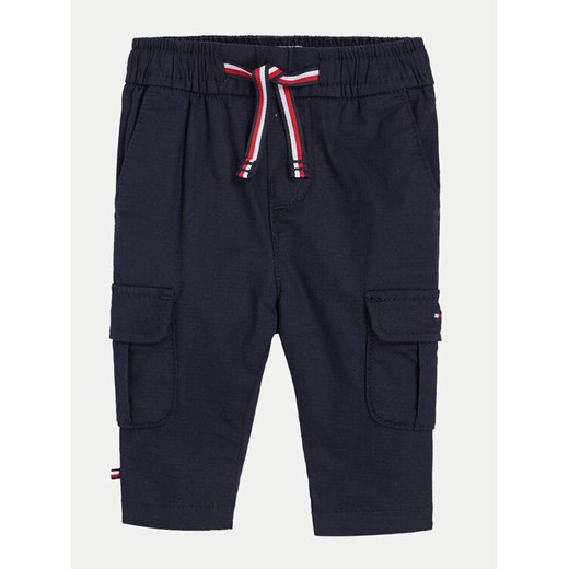Tommy Hilfiger Szorty materiałowe KN0KN01840 Granatowy Regular Fit ze sklepu MODIVO w kategorii Spodnie i półśpiochy - zdjęcie 182741486