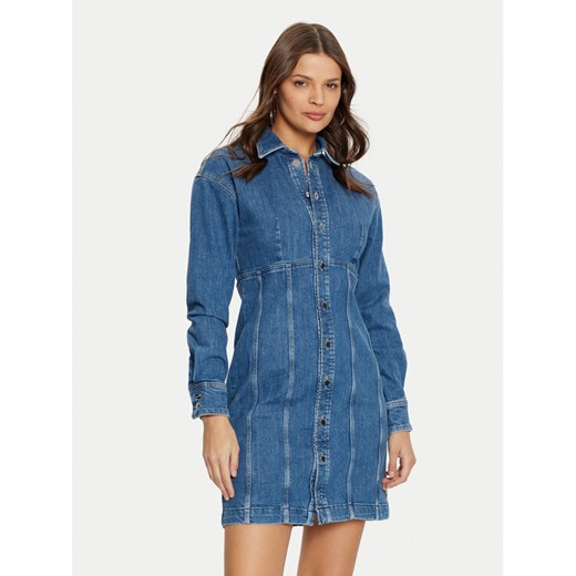Guess Sukienka jeansowa W5RK99 D4H71 Niebieski Regular Fit ze sklepu MODIVO w kategorii Sukienki - zdjęcie 182741878