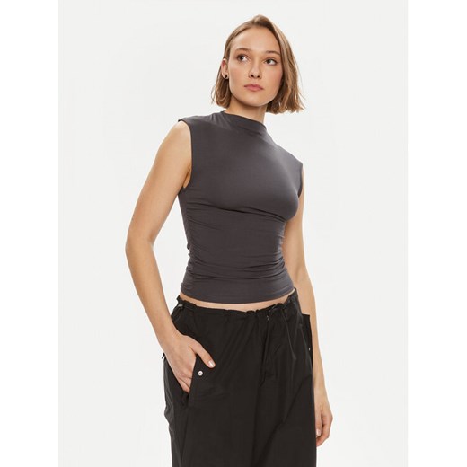 Gina Tricot Top 20883 Szary Slim Fit ze sklepu MODIVO w kategorii Bluzki damskie - zdjęcie 182743028