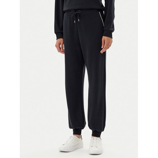 EA7 Emporio Armani Spodnie dresowe 7W000143 AF12643 UC001 Czarny Loose Fit ze sklepu MODIVO w kategorii Spodnie damskie - zdjęcie 182743117