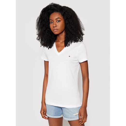 Tommy Hilfiger T-Shirt Heritage V-Neck Tee WW0WW24969 Biały Regular Fit ze sklepu MODIVO w kategorii Bluzki damskie - zdjęcie 182744505