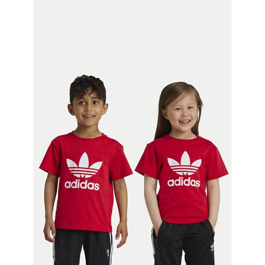 adidas T-Shirt adicolor Trefoil IY2387 Czerwony Regular Fit ze sklepu MODIVO w kategorii T-shirty chłopięce - zdjęcie 182744949