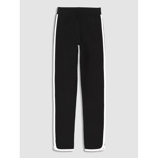 Coccodrillo Legginsy WC3121101EVG Czarny Regular Fit ze sklepu MODIVO w kategorii Spodnie chłopięce - zdjęcie 182745215