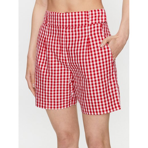 United Colors Of Benetton Bermudy 4YCND900V Różowy Regular Fit ze sklepu MODIVO w kategorii Szorty - zdjęcie 182745448