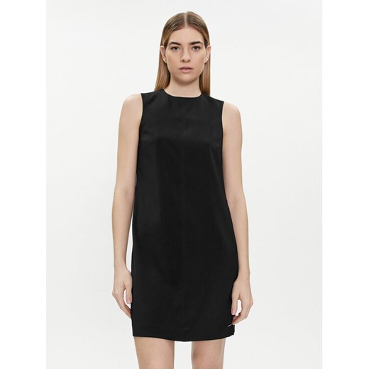 Calvin Klein Sukienka codzienna K20K207257 Czarny Slim Fit ze sklepu MODIVO w kategorii Sukienki - zdjęcie 182746666