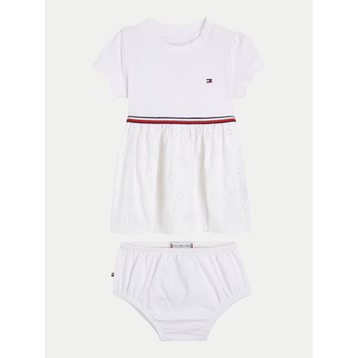Tommy Hilfiger Sukienka letnia Broderie KN0KN01801 Biały Regular Fit ze sklepu MODIVO w kategorii Sukienki niemowlęce - zdjęcie 182747289