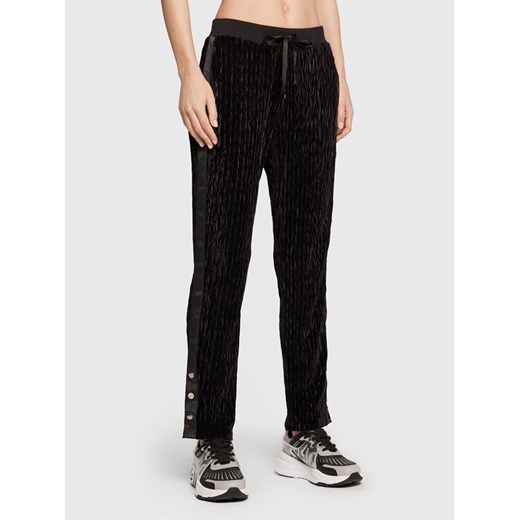 Liu Jo Spodnie materiałowe TF2128 J6259 Czarny Regular Fit ze sklepu MODIVO w kategorii Spodnie damskie - zdjęcie 182748609