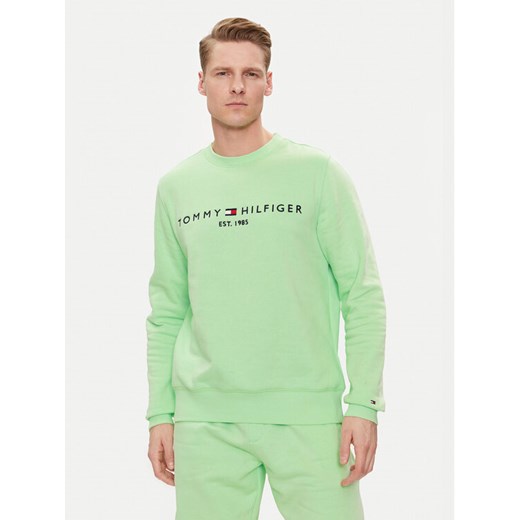 Tommy Hilfiger Bluza Logo MW0MW11596 Zielony Regular Fit ze sklepu MODIVO w kategorii Bluzy męskie - zdjęcie 182748687