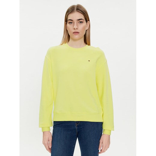 Tommy Hilfiger Bluza Flag WW0WW41246 Żółty Regular Fit ze sklepu MODIVO w kategorii Bluzy damskie - zdjęcie 182749286