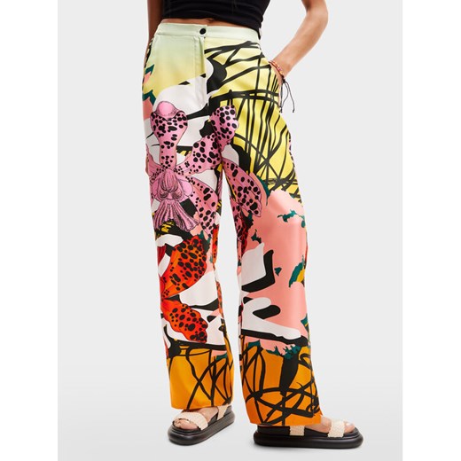 Desigual Spodnie materiałowe MONSIEUR CHRISTIAN LACROIX Ericeira 24SWPW27 Kolorowy Regular Fit ze sklepu MODIVO w kategorii Spodnie damskie - zdjęcie 182749686