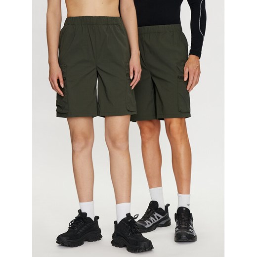Rains Szorty sportowe Tomar Shorts 19310 Zielony Regular Fit ze sklepu MODIVO w kategorii Spodenki męskie - zdjęcie 182750018