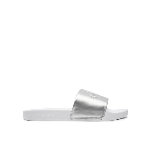 Calvin Klein Jeans Klapki Slide Ny Pearl YW0YW01243 Srebrny ze sklepu MODIVO w kategorii Klapki damskie - zdjęcie 182750728
