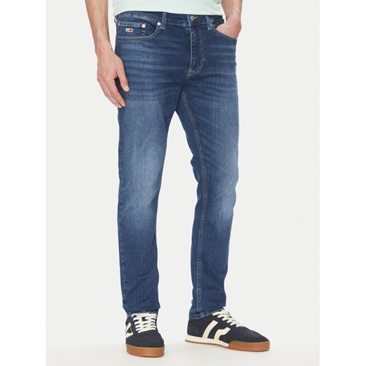 Tommy Jeans Jeansy DM0DM21032 Niebieski Tapered Fit ze sklepu MODIVO w kategorii Jeansy męskie - zdjęcie 182751336