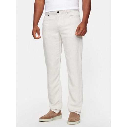 JOOP! Jeansy 05Fortres 30041803 Biały Modern Fit ze sklepu MODIVO w kategorii Jeansy męskie - zdjęcie 182751517