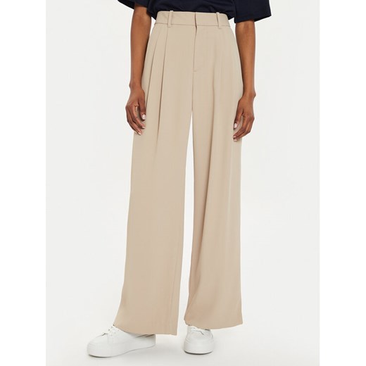 Gap Spodnie materiałowe 855968-04 Khaki Straight Fit ze sklepu MODIVO w kategorii Spodnie damskie - zdjęcie 182751877