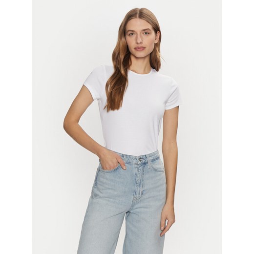 Calvin Klein T-Shirt K20K208049 Biały Slim Fit ze sklepu MODIVO w kategorii Bluzki damskie - zdjęcie 182752315