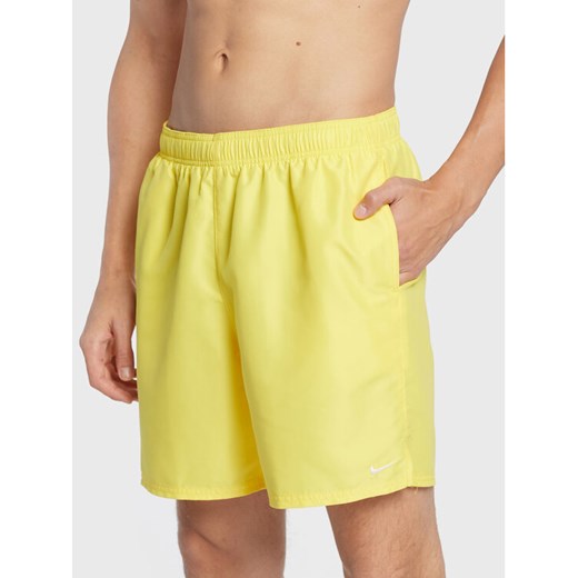 Nike Szorty kąpielowe Volley NESSA559 Żółty Regular Fit ze sklepu MODIVO w kategorii Kąpielówki - zdjęcie 182752575