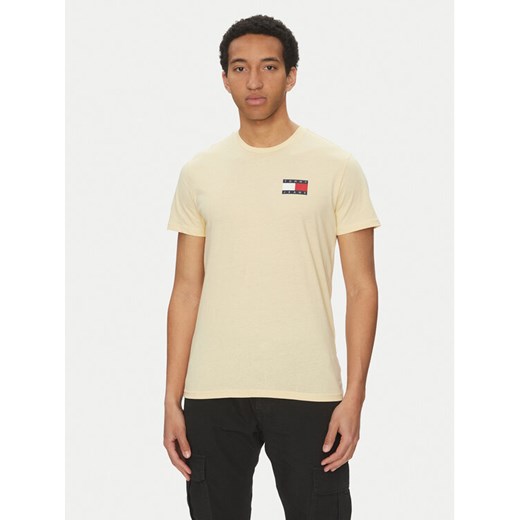 Tommy Jeans T-Shirt Essential DM0DM20740 Żółty Slim Fit ze sklepu MODIVO w kategorii T-shirty męskie - zdjęcie 182753348
