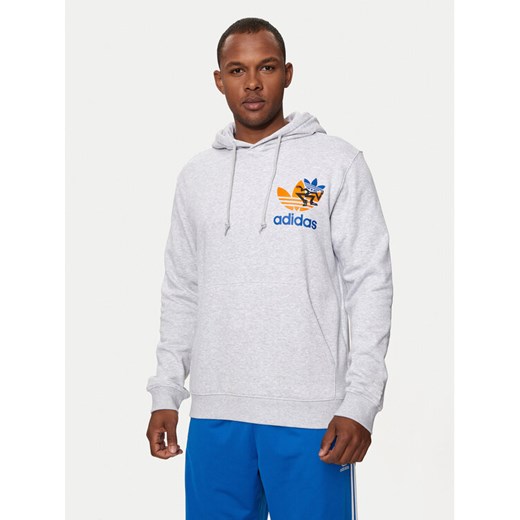 adidas Bluza Trefoil IS2913 Szary Regular Fit ze sklepu MODIVO w kategorii Bluzy męskie - zdjęcie 182755026