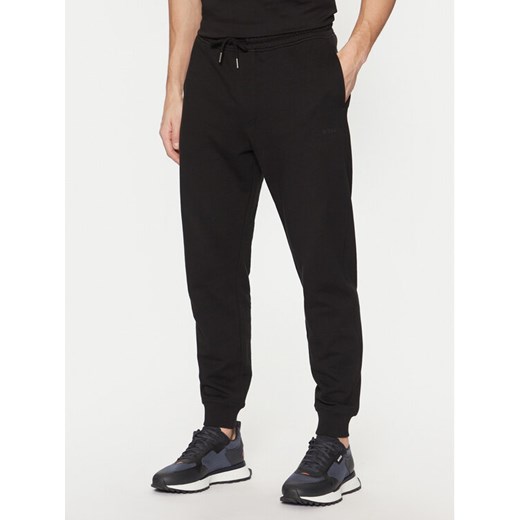 BOSS Spodnie dresowe 50533392 Czarny Regular Fit ze sklepu MODIVO w kategorii Spodnie męskie - zdjęcie 182755547