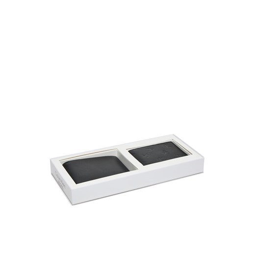 Calvin Klein Jeans Zestaw portfel i etui na karty Gift Bifold Aop K50K512100 Czarny ze sklepu MODIVO w kategorii Portfele męskie - zdjęcie 182756139