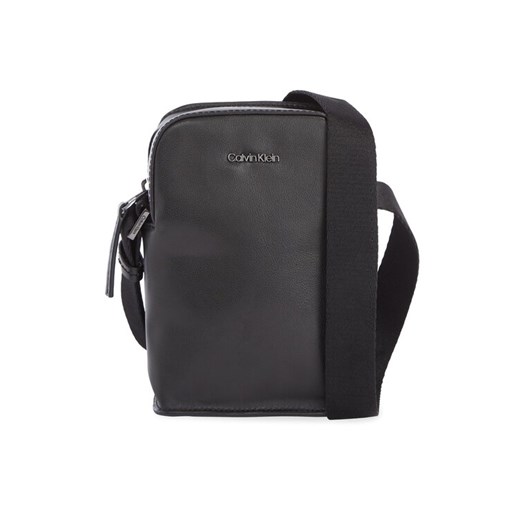 Calvin Klein Saszetka Calm Tailoring K50K511592 Czarny ze sklepu MODIVO w kategorii Torby męskie - zdjęcie 182757196