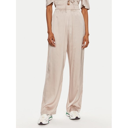 Munthe Spodnie materiałowe Ohara 242141224230 Beżowy Loose Fit ze sklepu MODIVO w kategorii Spodnie damskie - zdjęcie 182757387