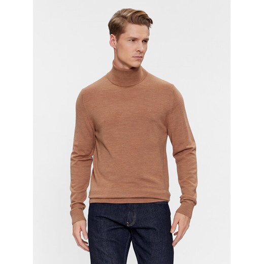 Calvin Klein Golf Superior K10K110420 Brązowy Slim Fit ze sklepu MODIVO w kategorii Swetry męskie - zdjęcie 182758627