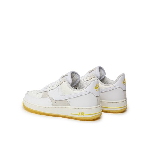Nike Sneakersy Air Force 1 '07 Low FQ0709 100 Biały ze sklepu MODIVO w kategorii Buty sportowe damskie - zdjęcie 182759278