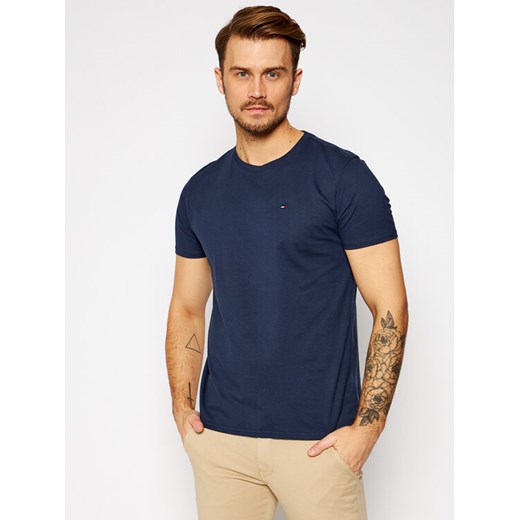 Tommy Jeans T-Shirt DM0DM04411 Granatowy Slim Fit ze sklepu MODIVO w kategorii T-shirty męskie - zdjęcie 182759927