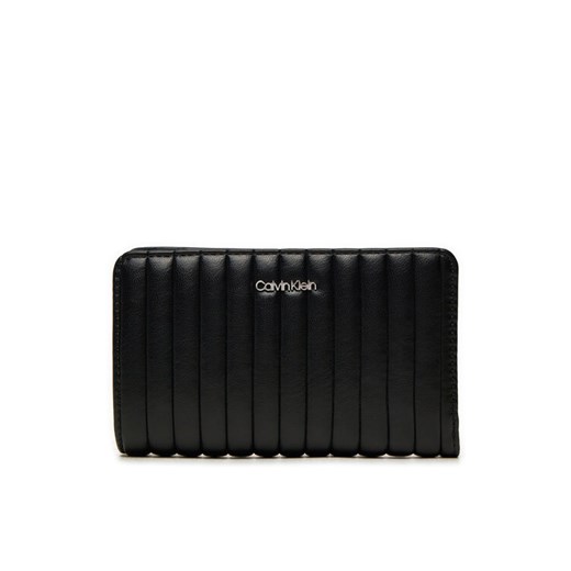 Calvin Klein Duży Portfel Damski Mini Line Quilt Medium Bifold K60K613063 Czarny ze sklepu MODIVO w kategorii Portfele damskie - zdjęcie 182761185
