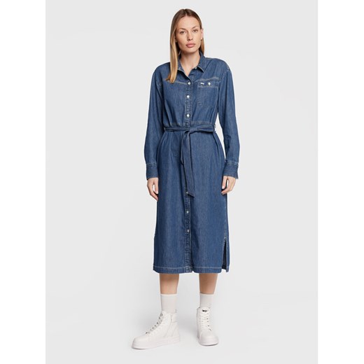 Lee Sukienka koszulowa Eyelet L50MCULA 112321266 112321266 Niebieski Regular Fit ze sklepu MODIVO w kategorii Sukienki - zdjęcie 182762848