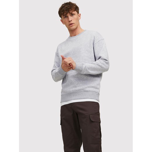 Jack&Jones Bluza Star 12208182 Szary Regular Fit ze sklepu MODIVO w kategorii Bluzy męskie - zdjęcie 182763025