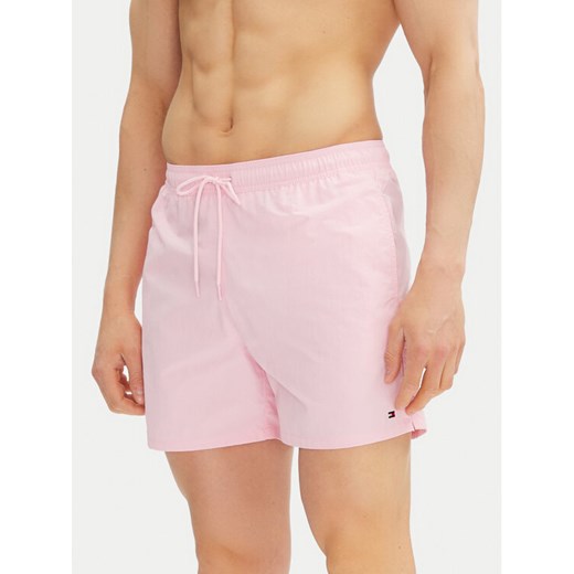 Tommy Hilfiger Szorty kąpielowe UM0UM03477 Różowy Regular Fit ze sklepu MODIVO w kategorii Kąpielówki - zdjęcie 182763885