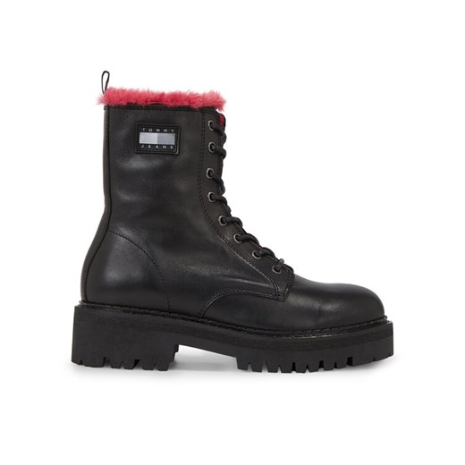 Tommy Jeans Botki Tjw W Urban Boot Smooth Ltr Wl EN0EN02402 Czarny ze sklepu MODIVO w kategorii Workery damskie - zdjęcie 182765026