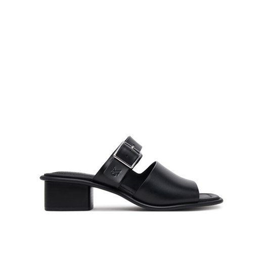 Calvin Klein Jeans Klapki Heel Square Mg Buckle Lth YW0YW01701 Czarny ze sklepu MODIVO w kategorii Klapki damskie - zdjęcie 182765077