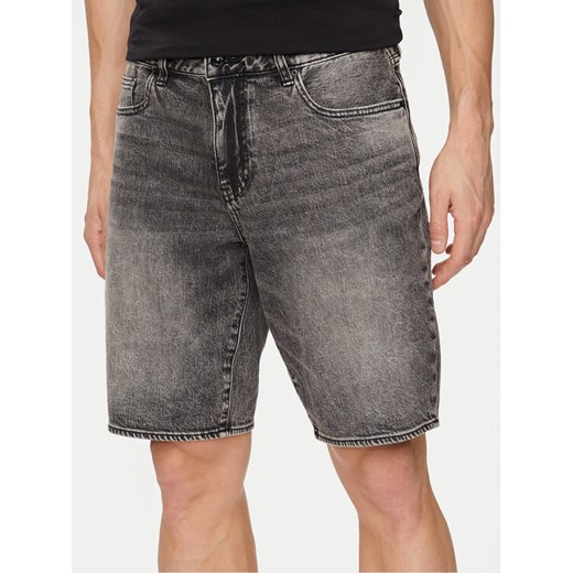 Armani Exchange Szorty jeansowe 3DZJ65 Z1KQZ 0204 Czarny Regular Fit ze sklepu MODIVO w kategorii Spodenki męskie - zdjęcie 182765399