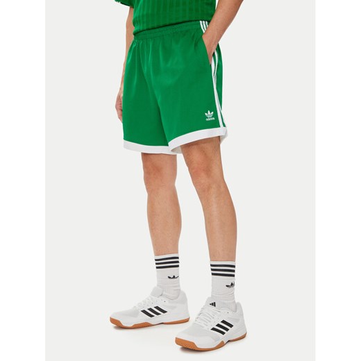 adidas Szorty sportowe Mock Eyelet IZ2448 Zielony Regular Fit ze sklepu MODIVO w kategorii Spodenki męskie - zdjęcie 182765428
