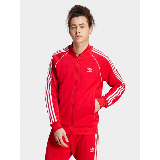 adidas Bluza adicolor Classics SST IL2494 Czerwony Slim Fit ze sklepu MODIVO w kategorii Bluzy męskie - zdjęcie 182766059
