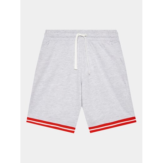 United Colors Of Benetton Szorty materiałowe 3BC1C901T Szary Regular Fit ze sklepu MODIVO w kategorii Spodenki chłopięce - zdjęcie 182767138