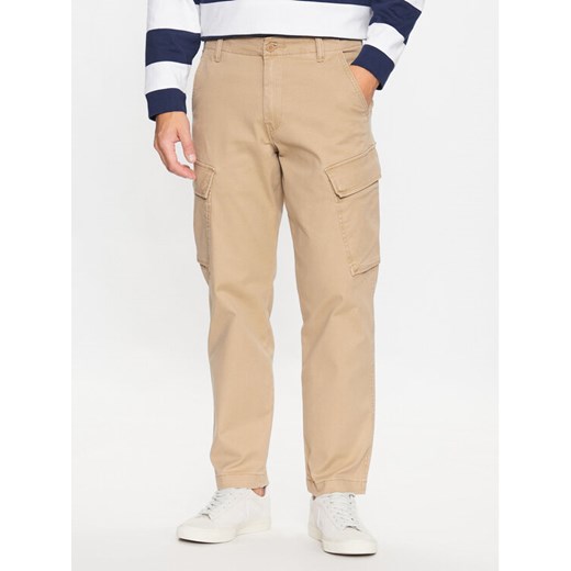 Levi's® Spodnie materiałowe 39441-0000 Beżowy Taper Fit ze sklepu MODIVO w kategorii Spodnie męskie - zdjęcie 182767548