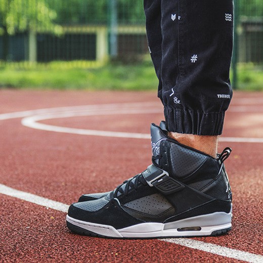 BUTY SNEAKERS NIKE AIR JORDAN FLIGHT 45 616816 003 sneakerstudio-pl bezowy Sneakersy męskie