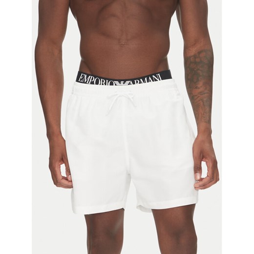 Emporio Armani Szorty kąpielowe EM000686 AF12329 U0002 Biały Regular Fit ze sklepu MODIVO w kategorii Kąpielówki - zdjęcie 183551467
