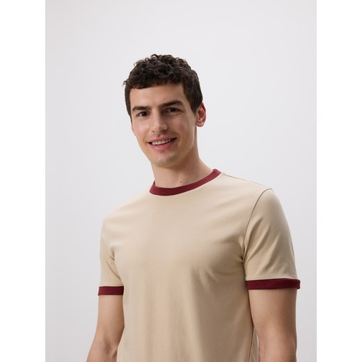 Reserved - Bawełniany t-shirt slim fit - beżowy ze sklepu Reserved w kategorii T-shirty męskie - zdjęcie 183560299