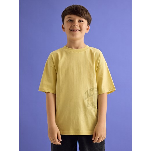 Reserved - Bawełniany t-shirt z nadrukiem - kremowy ze sklepu Reserved w kategorii T-shirty chłopięce - zdjęcie 183569027