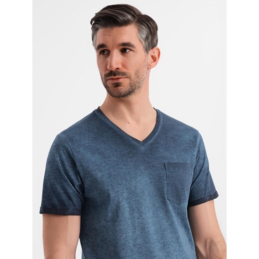 Bawełniany męski t-shirt V-neck z dzianiny z efektem sprania - granatowy V7 OM-TSWT-0242 ze sklepu ombre w kategorii T-shirty męskie - zdjęcie 183574997