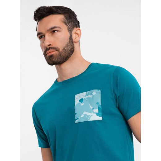 Bawełniany męski t-shirt z printowaną kieszonką  – turkusowy V1 OM-TSPT-0228 ze sklepu ombre w kategorii T-shirty męskie - zdjęcie 183575277