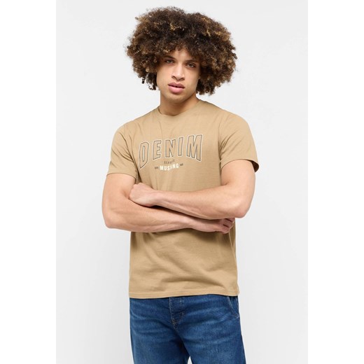 Męski T-Shirt Mustang Style Austin Pirate Black 1015647 4088 ze sklepu YouNeedit.pl w kategorii T-shirty męskie - zdjęcie 183584199