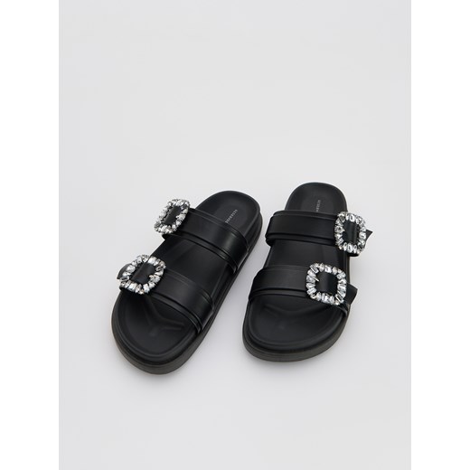 Reserved - Klapki z ozdobnymi klamrami - czarny Reserved 39 Reserved