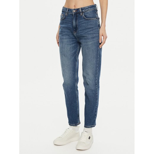 HUGO Jeansy Noe_B 50520614 Niebieski Mom Fit ze sklepu MODIVO w kategorii Jeansy damskie - zdjęcie 183596956